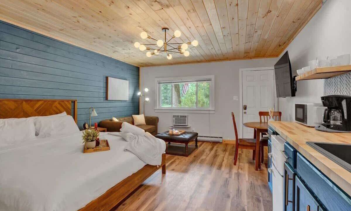 Photo of Bedroom in Canadensis