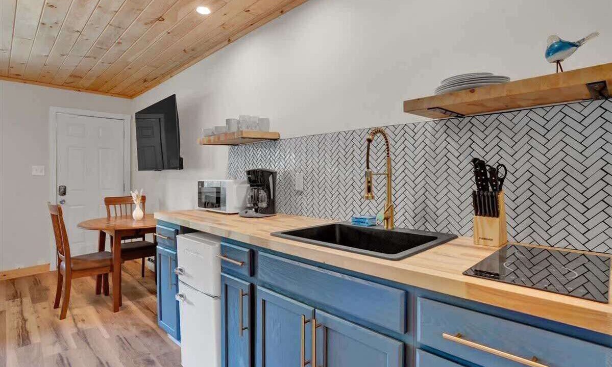 Photo of Kitchen in Canadensis