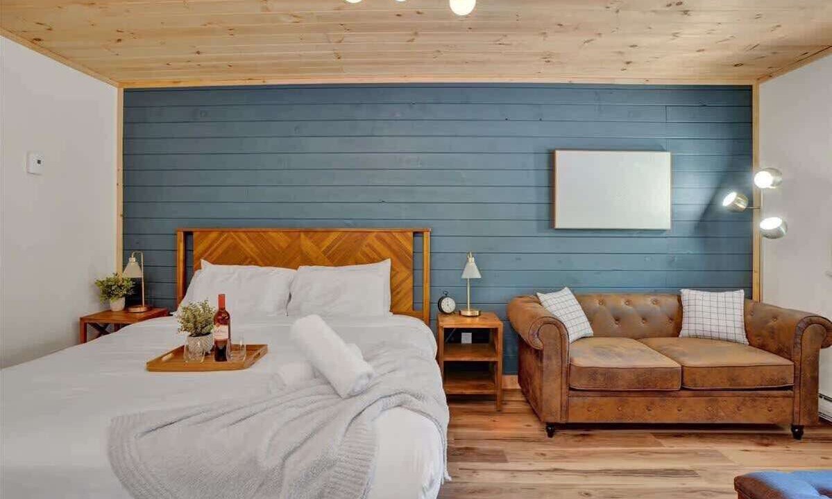 Photo of Bedroom in Canadensis