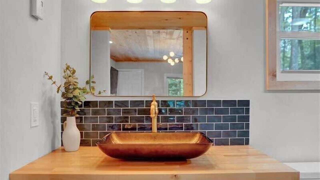 Photo of Bathroom in Canadensis