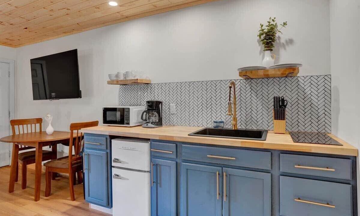 Photo of Kitchen in Canadensis