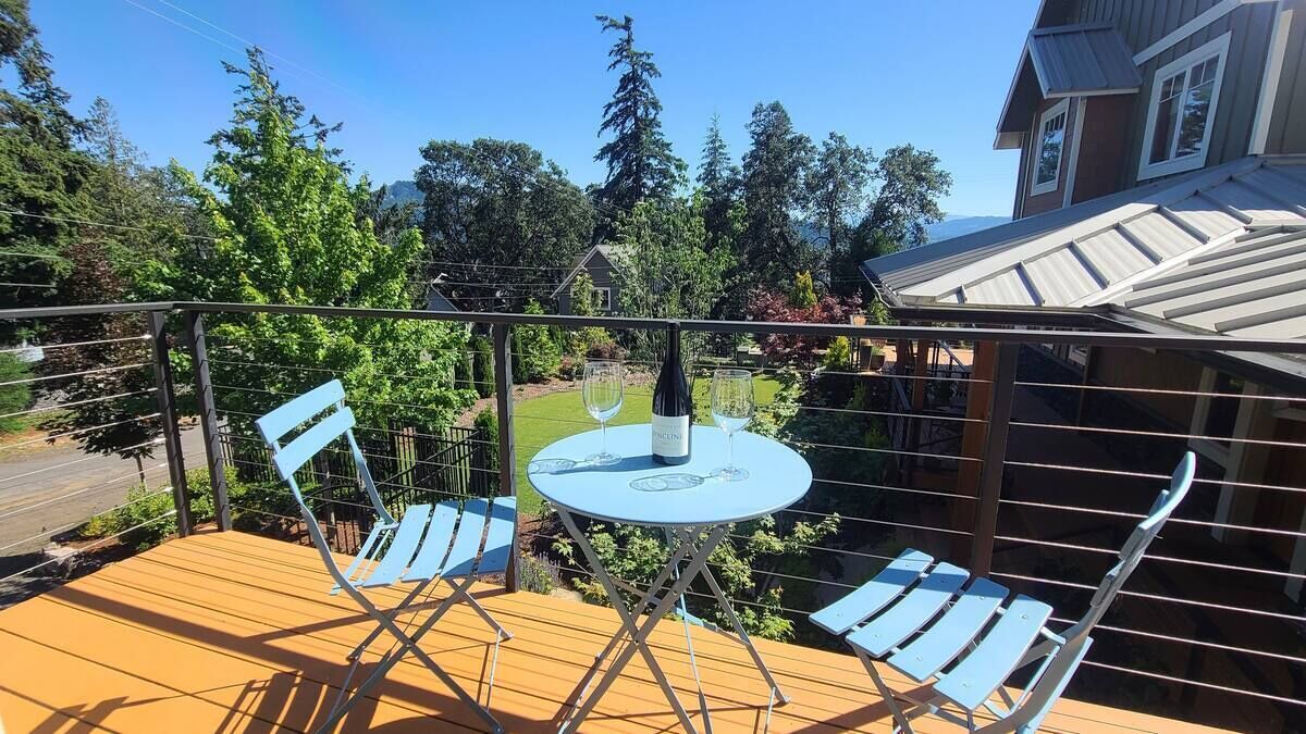 Photo of Patio Balcony in White Salmon