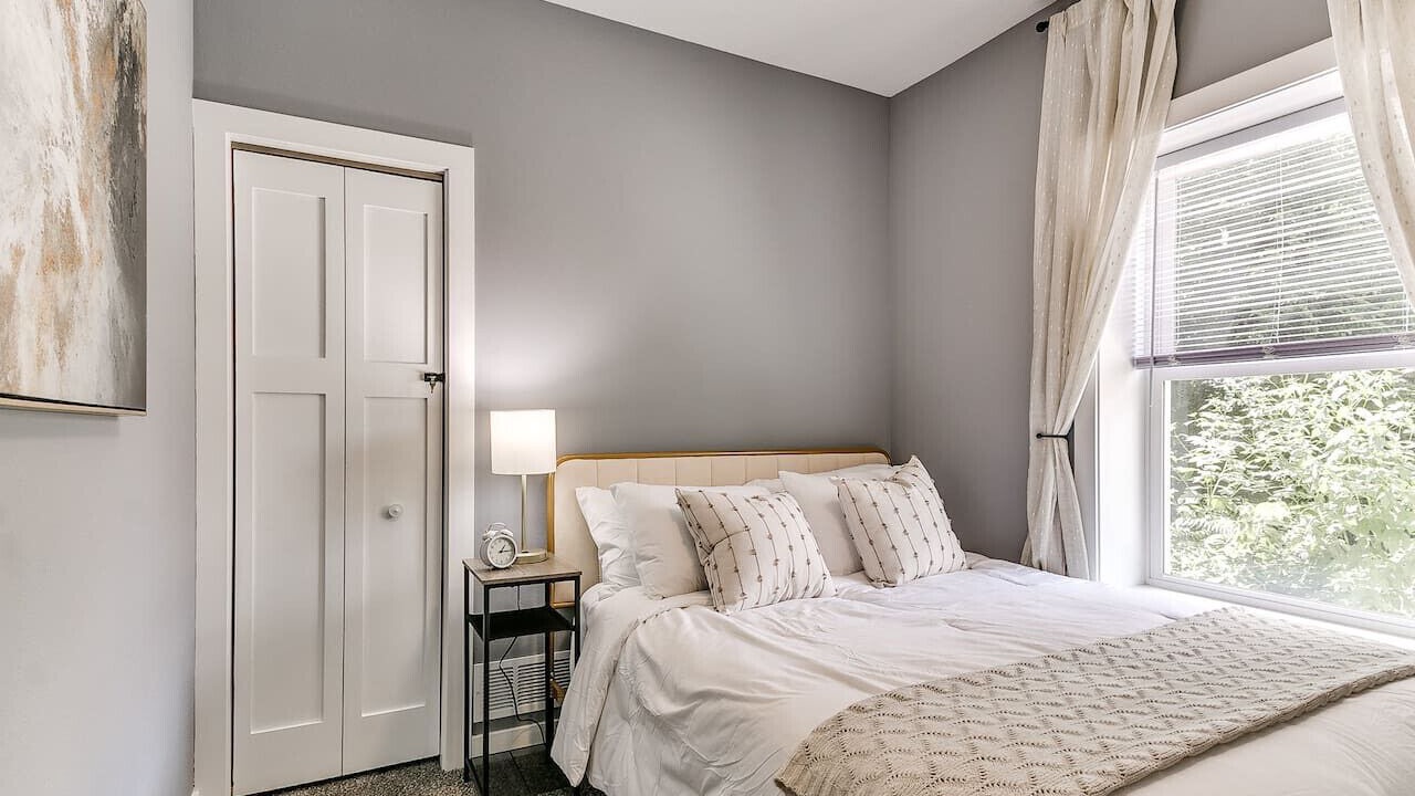 Photo of Bedroom in Des Moines