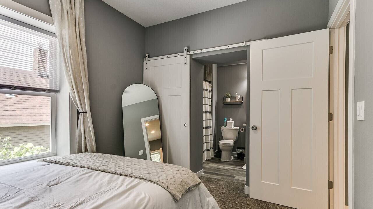 Photo of Bedroom in Des Moines