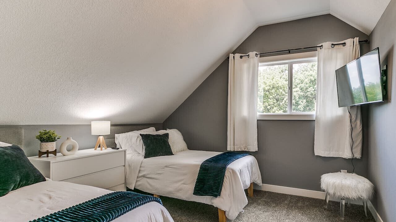 Photo of Bedroom in Des Moines