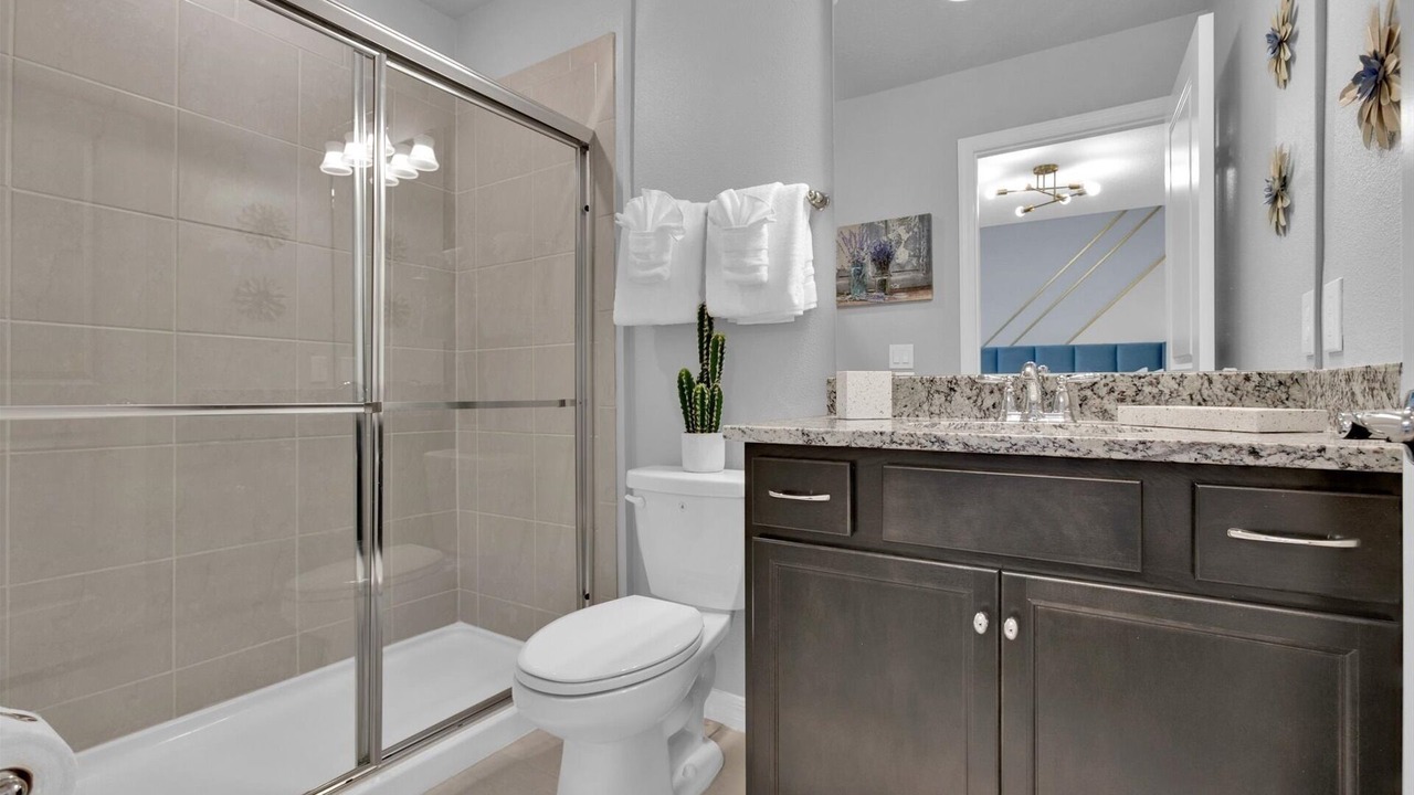 Photo of Bathroom in Bay Lake
