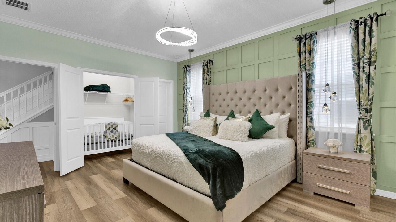 Photo of Bedroom in Bay Lake
