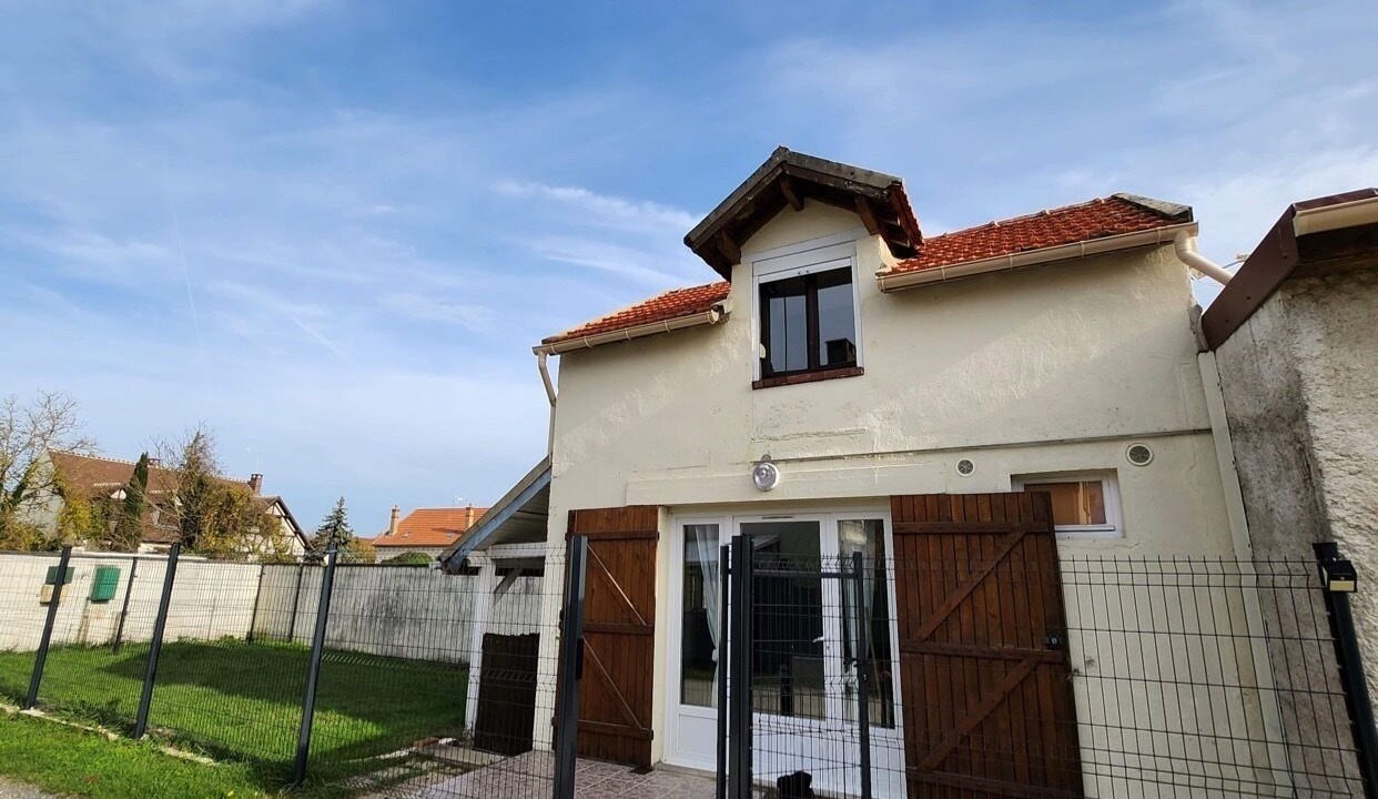 Photo of Outdoor in Montcourt-Fromonville