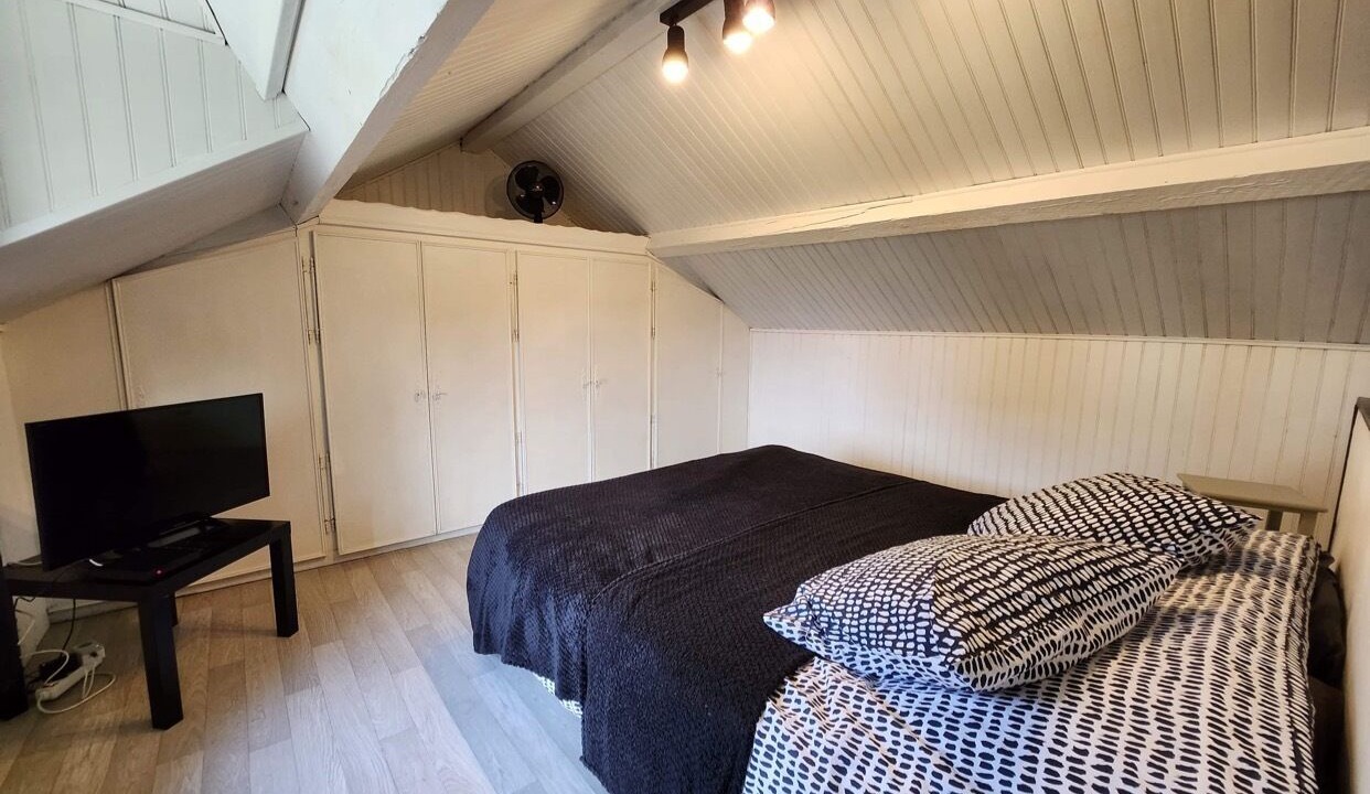 Photo of Bedroom in Montcourt-Fromonville