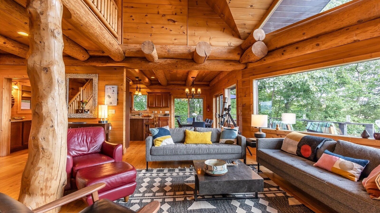 Photo of Livingroom in Bryson City