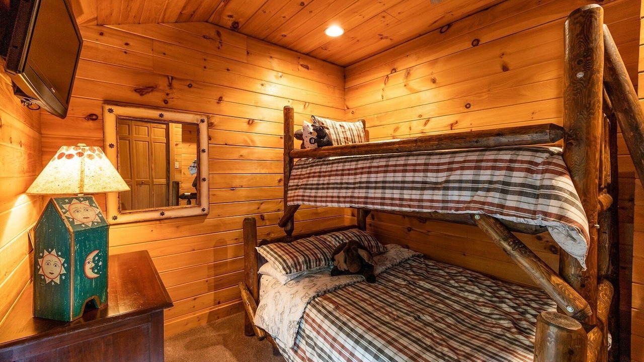 Photo of Bedroom in Bryson City