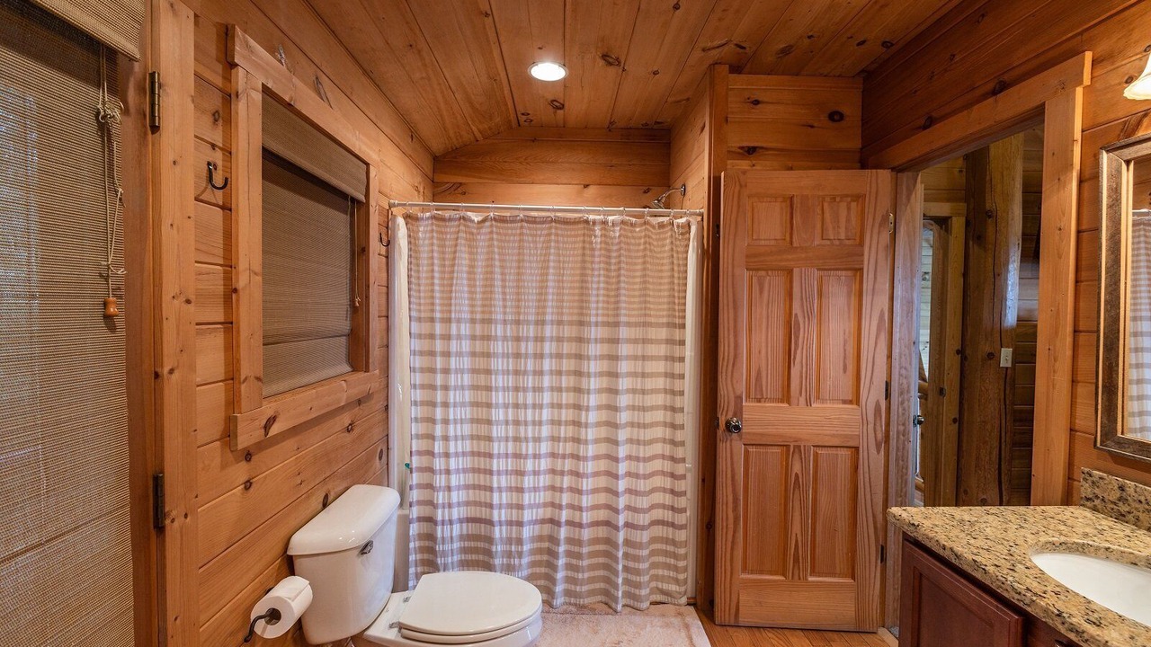 Photo of Bathroom in Bryson City