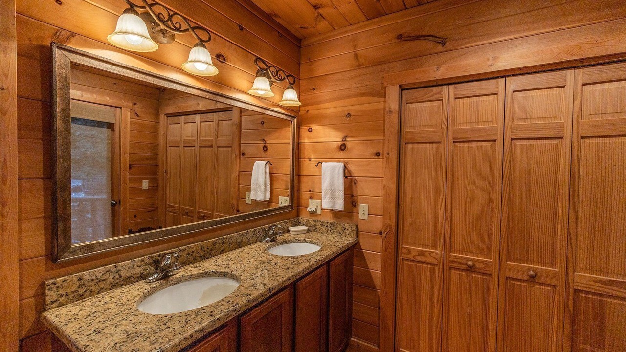 Photo of Bathroom in Bryson City