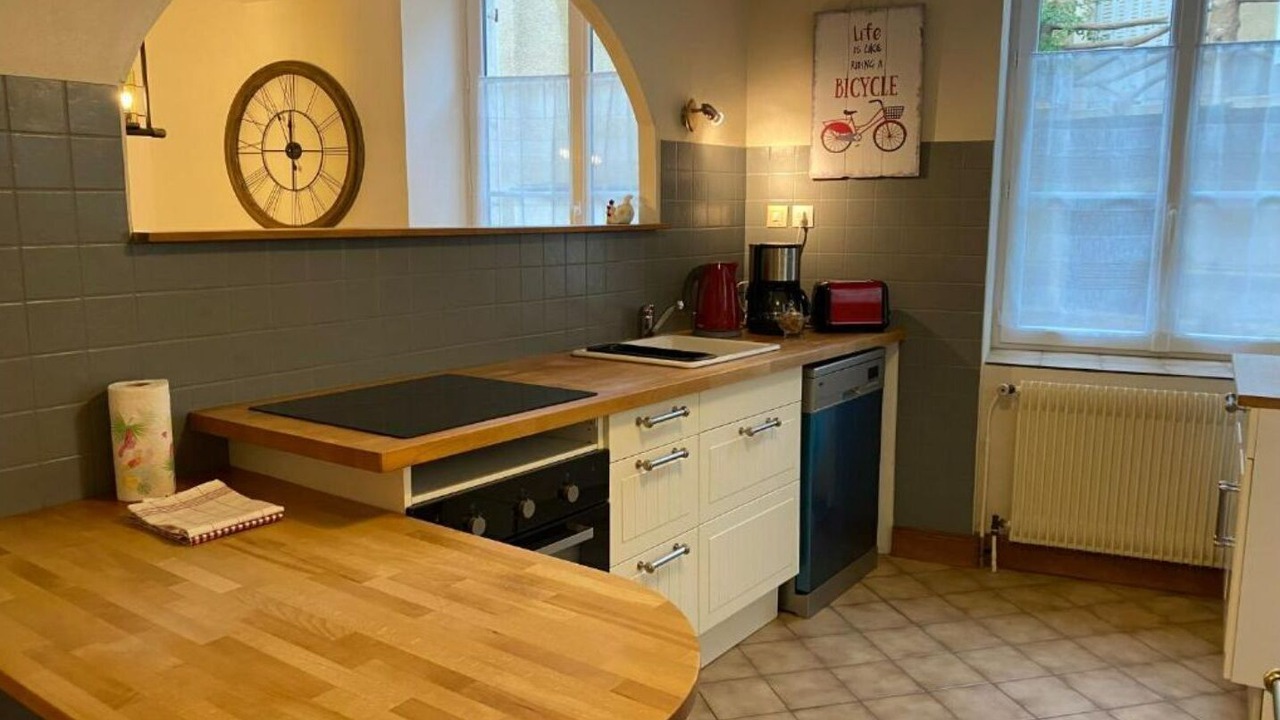 Photo of Kitchen in Volnay