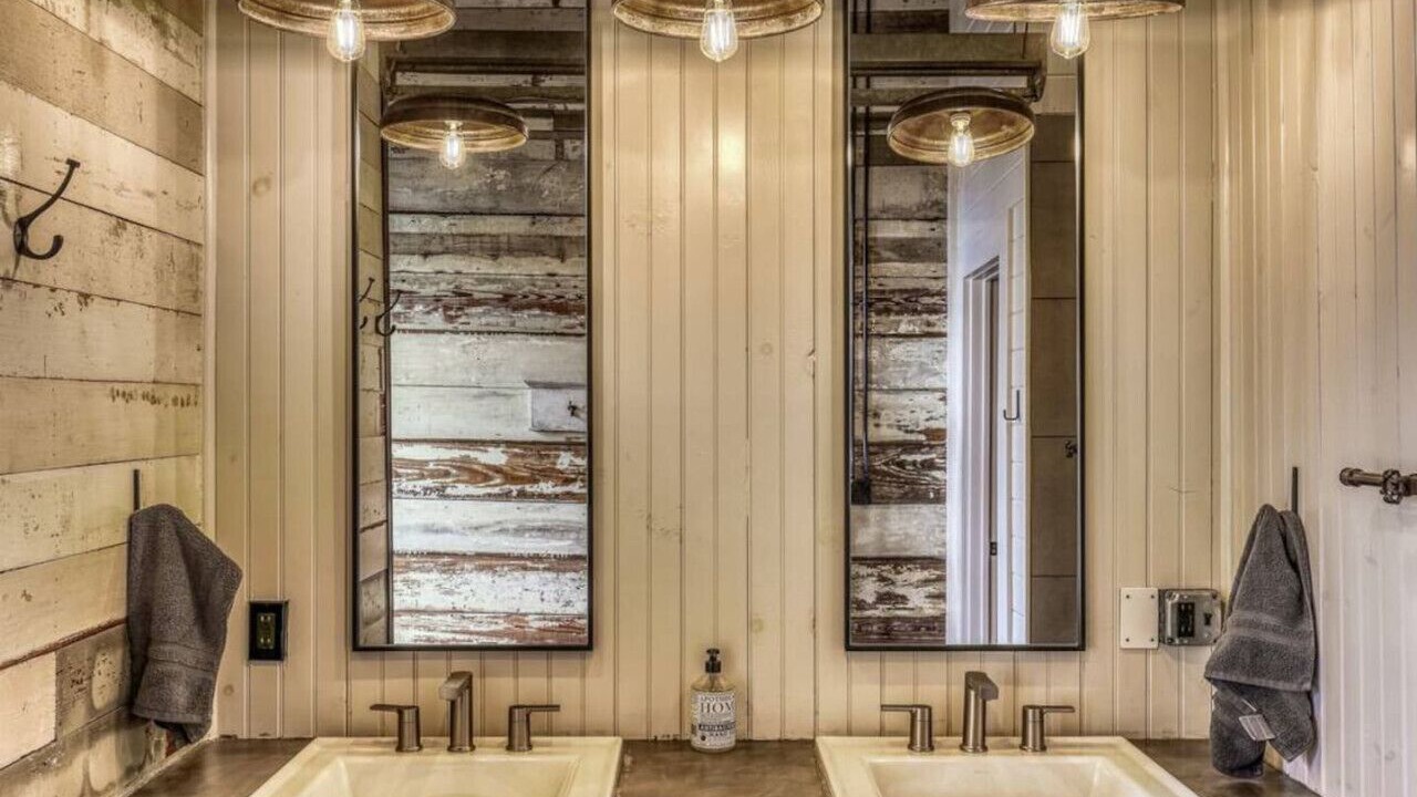 Photo of Bathroom in Brenham