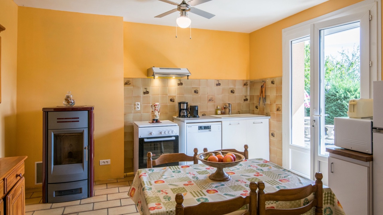 Photo of Kitchen in Castelnau-Pegayrols