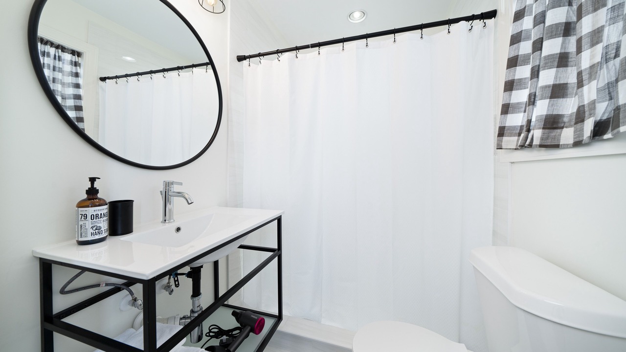 Photo of Bathroom in Crestline Heights