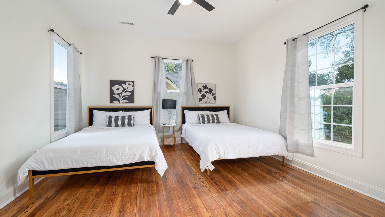 Photo of Bedroom in Crestline Heights