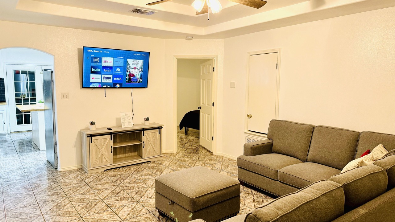 Photo of Livingroom in Eagle Pass