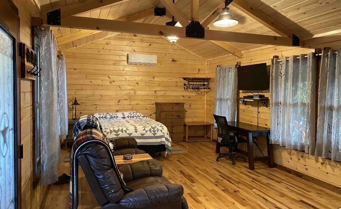 Photo of Bedroom in Jasper