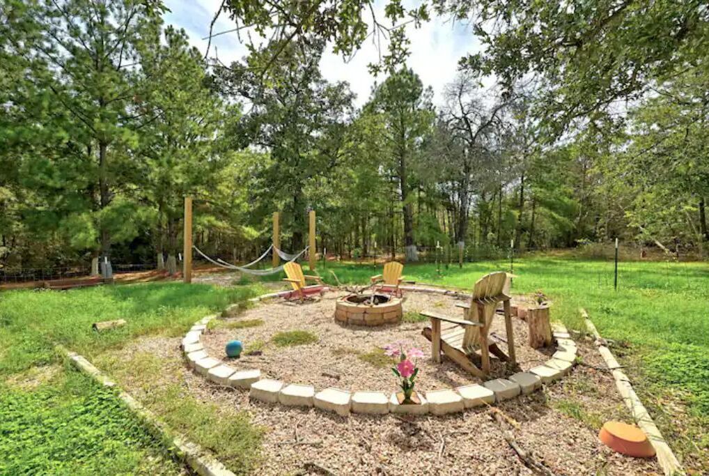 Photo of Outdoor in Smithville