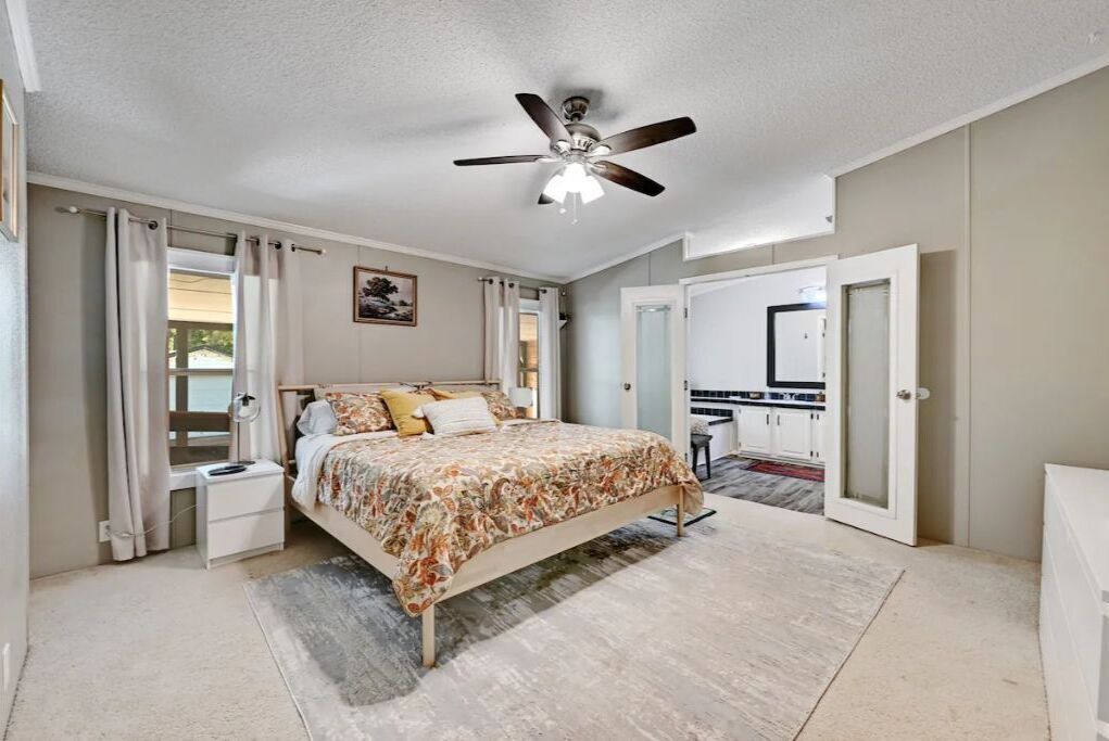 Photo of Bedroom in Smithville
