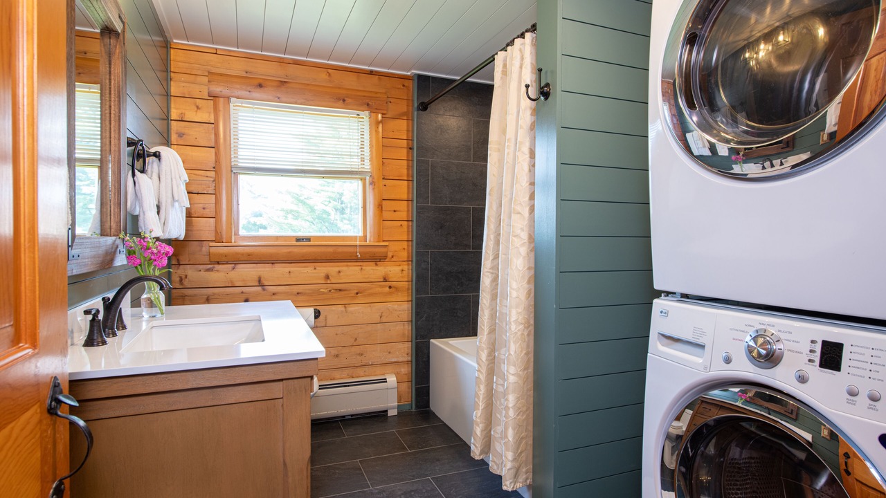 Photo of Bathroom in Jeffersonville