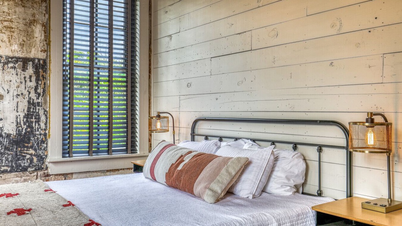 Photo of Bedroom in Brenham