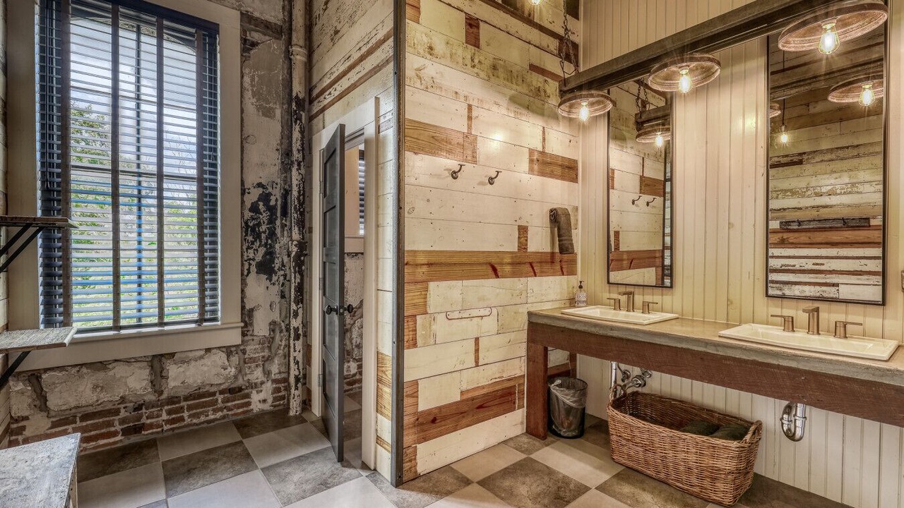 Photo of Bathroom in Brenham
