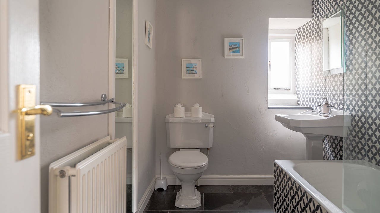 Photo of Bathroom in Graythwaite