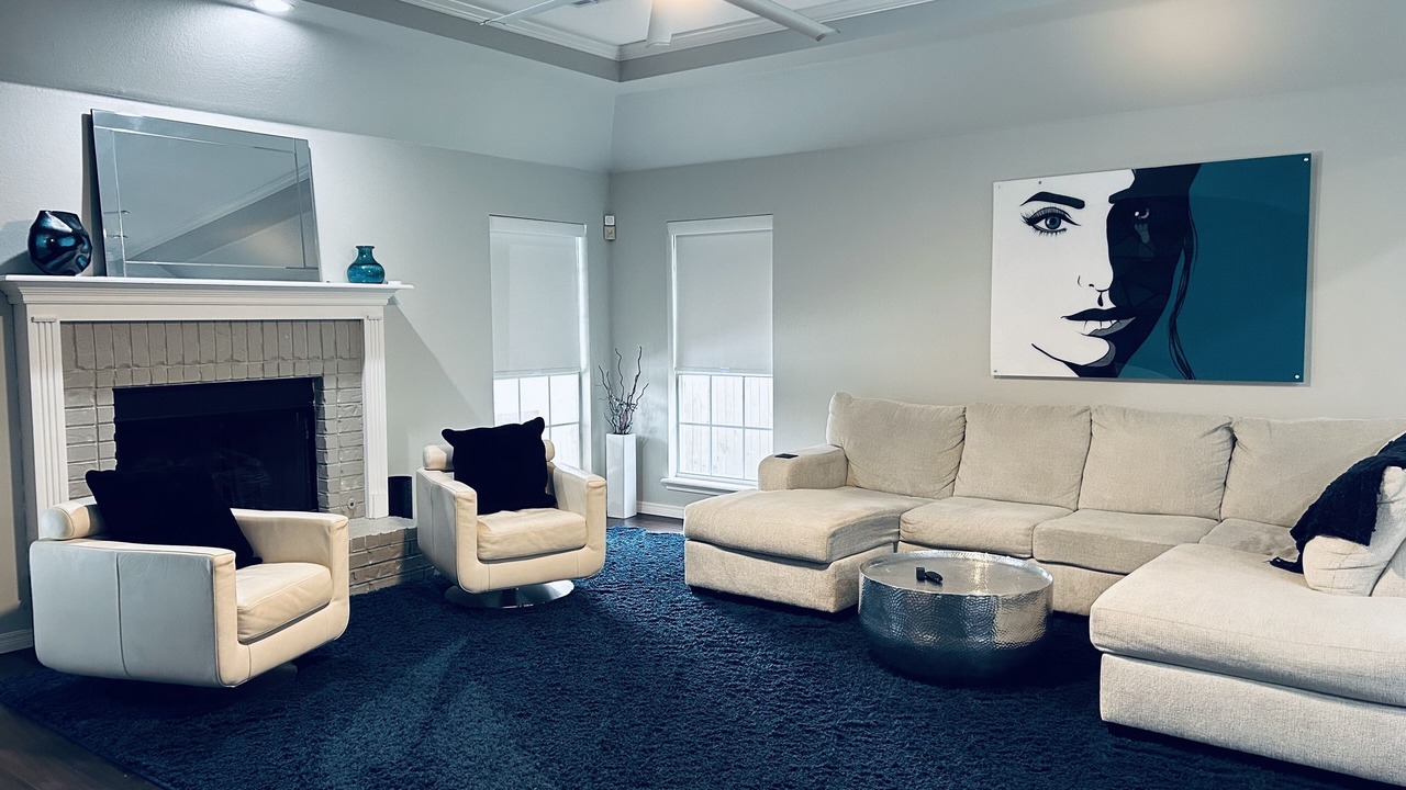 Photo of Livingroom in Jenks