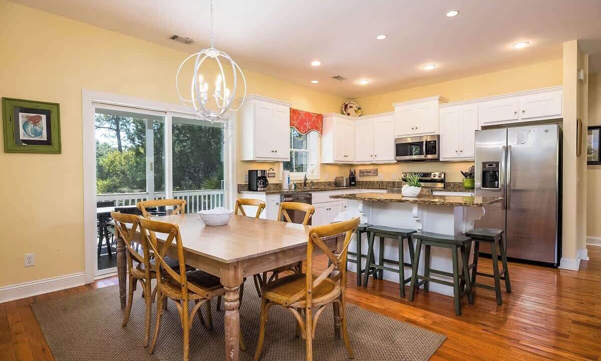 Photo of Kitchen in Deer Lake