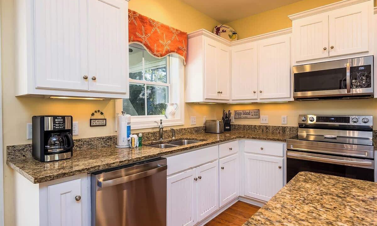 Photo of Kitchen in Deer Lake