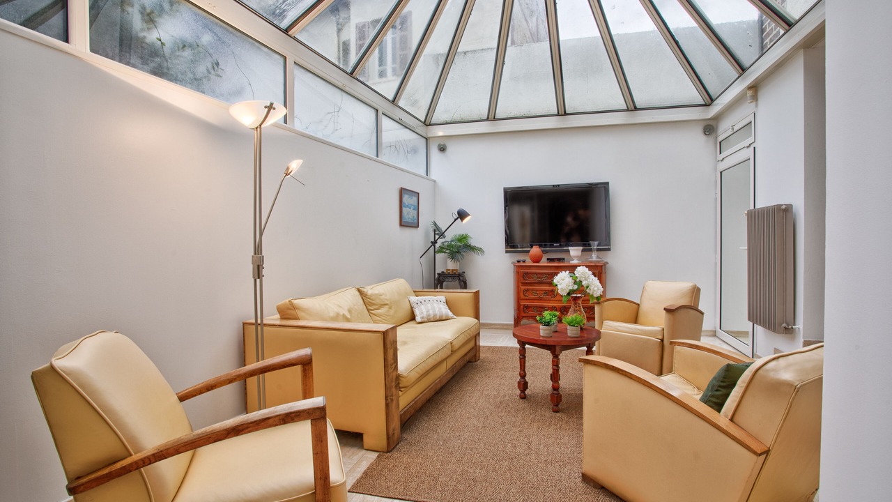 Photo of Livingroom in Deauville City Centre