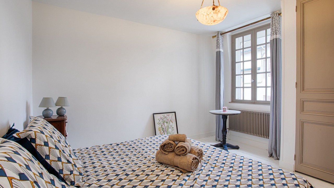 Photo of Bedroom in Deauville City Centre