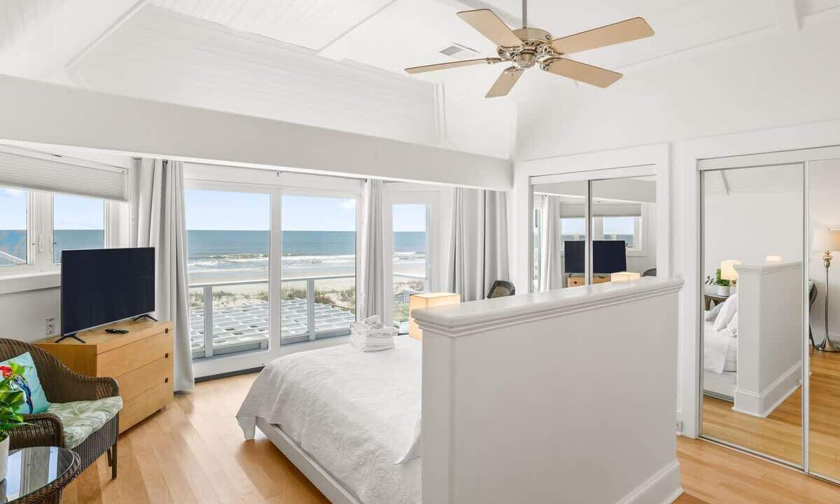 Photo of Bedroom in Saint Helena Island