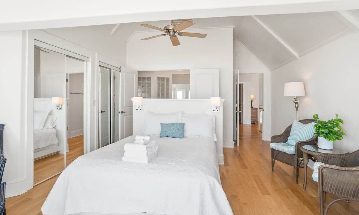 Photo of Bedroom in Saint Helena Island