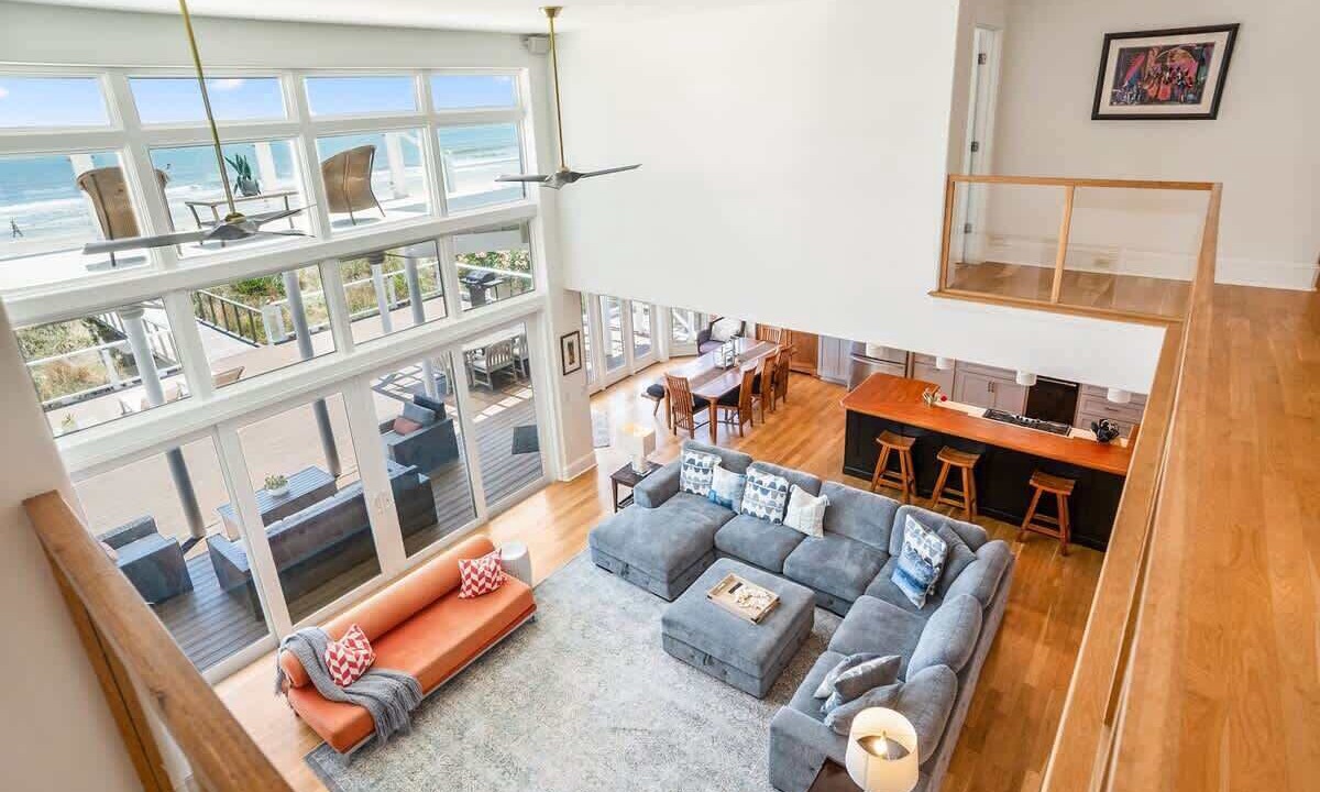 Photo of Livingroom in Saint Helena Island