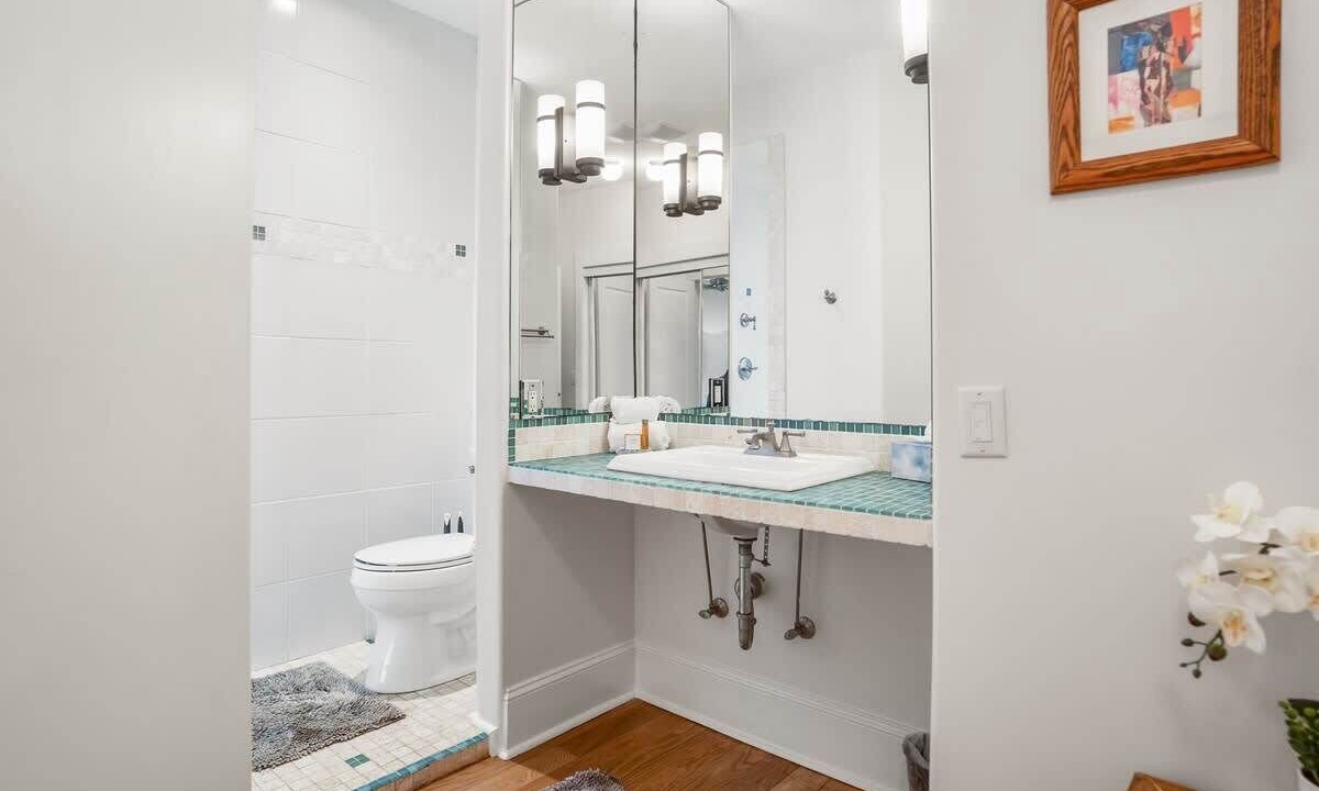 Photo of Bathroom in Saint Helena Island
