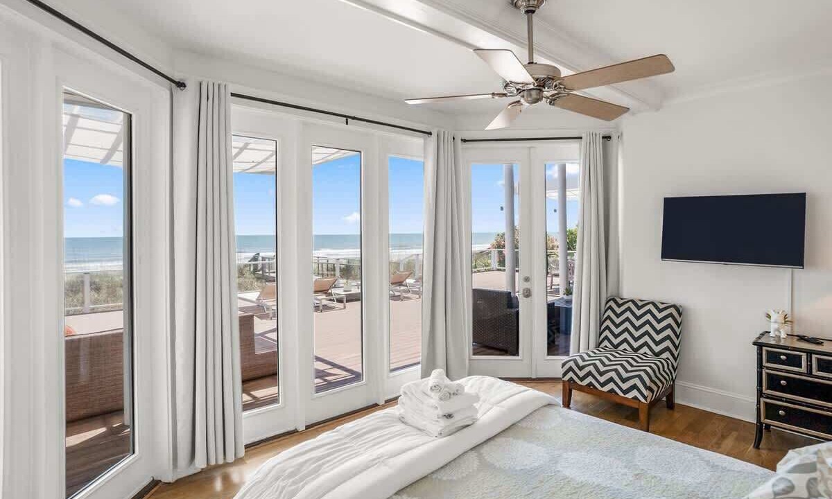 Photo of Bedroom in Saint Helena Island
