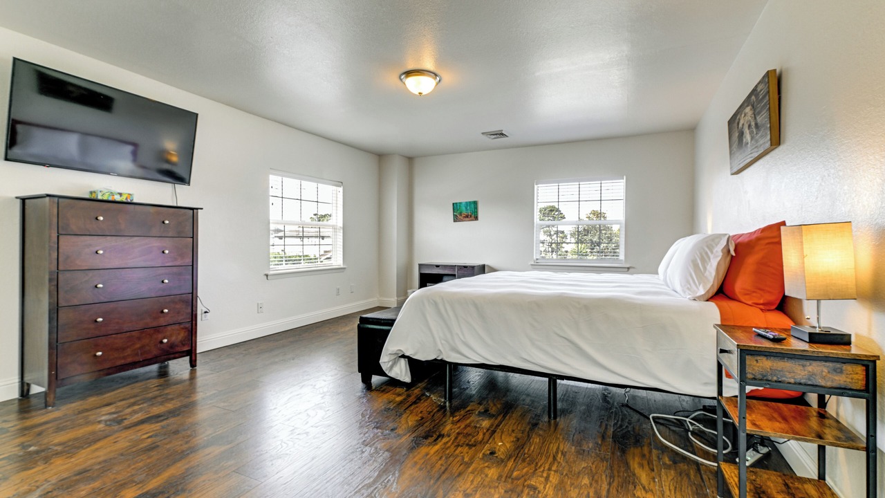 Photo of Bathroom in Crescent City North