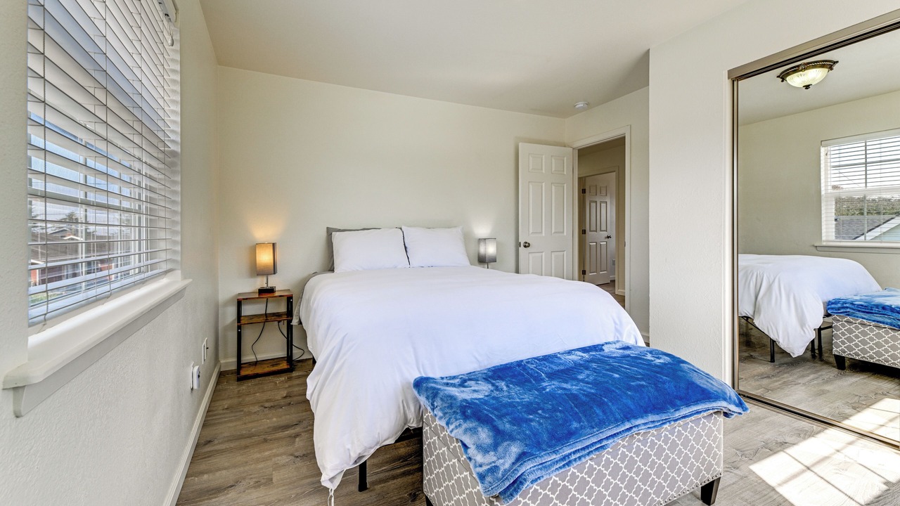 Photo of Bedroom in Crescent City North