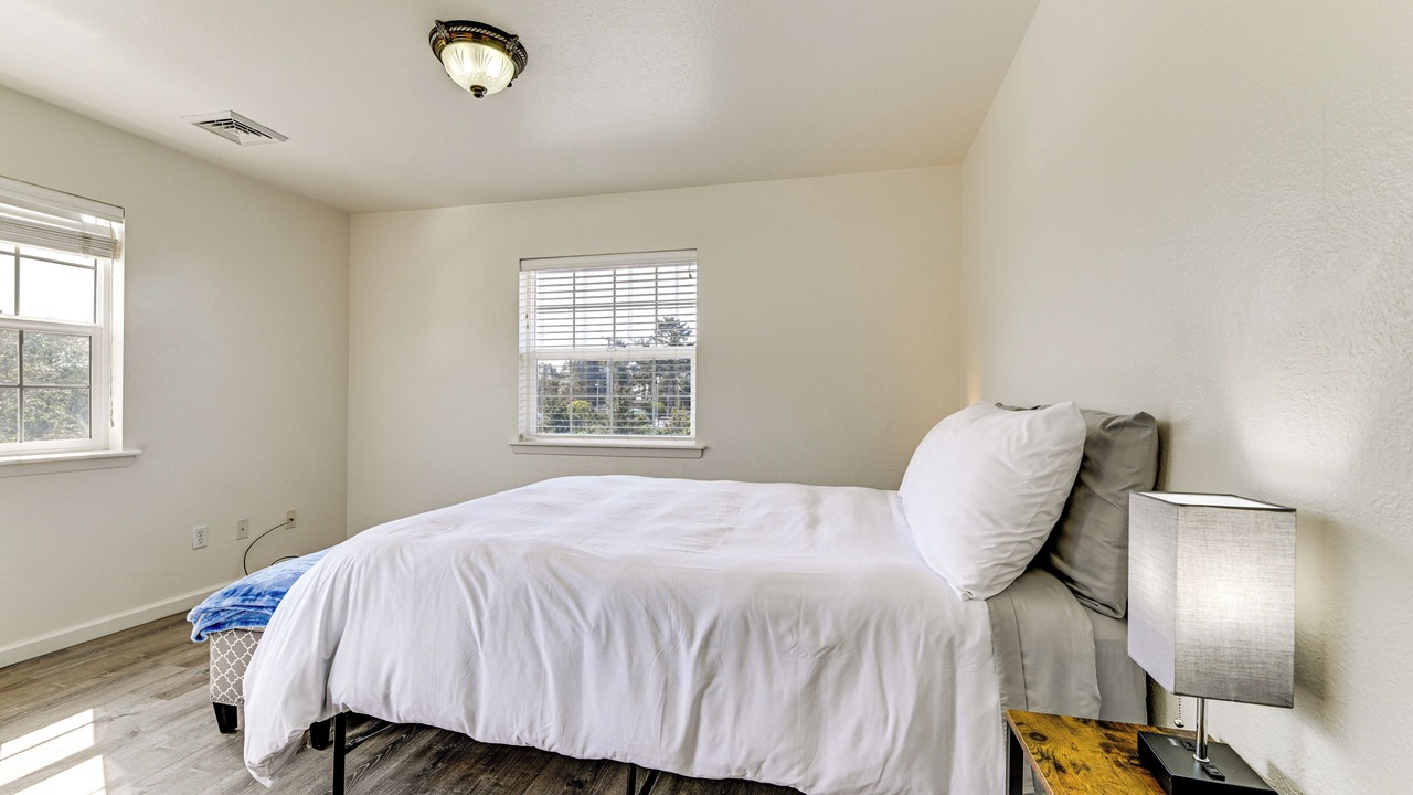 Photo of Bedroom in Crescent City North