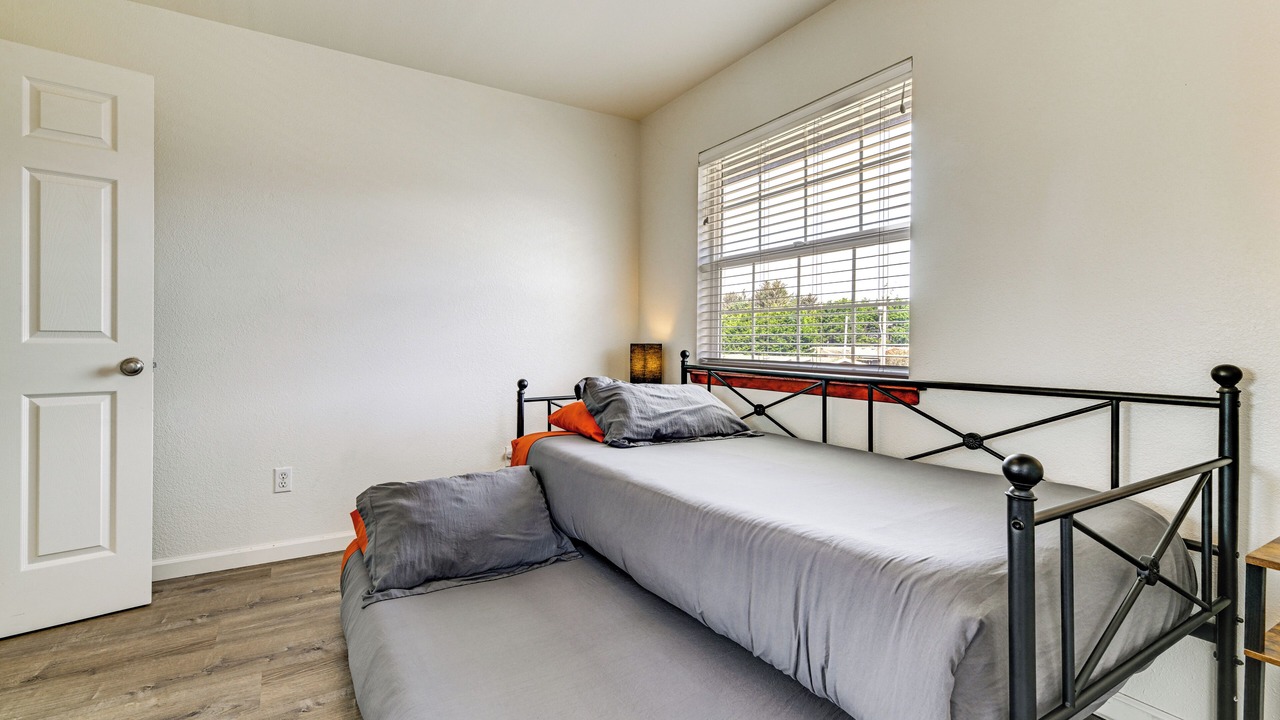 Photo of Bedroom in Crescent City North