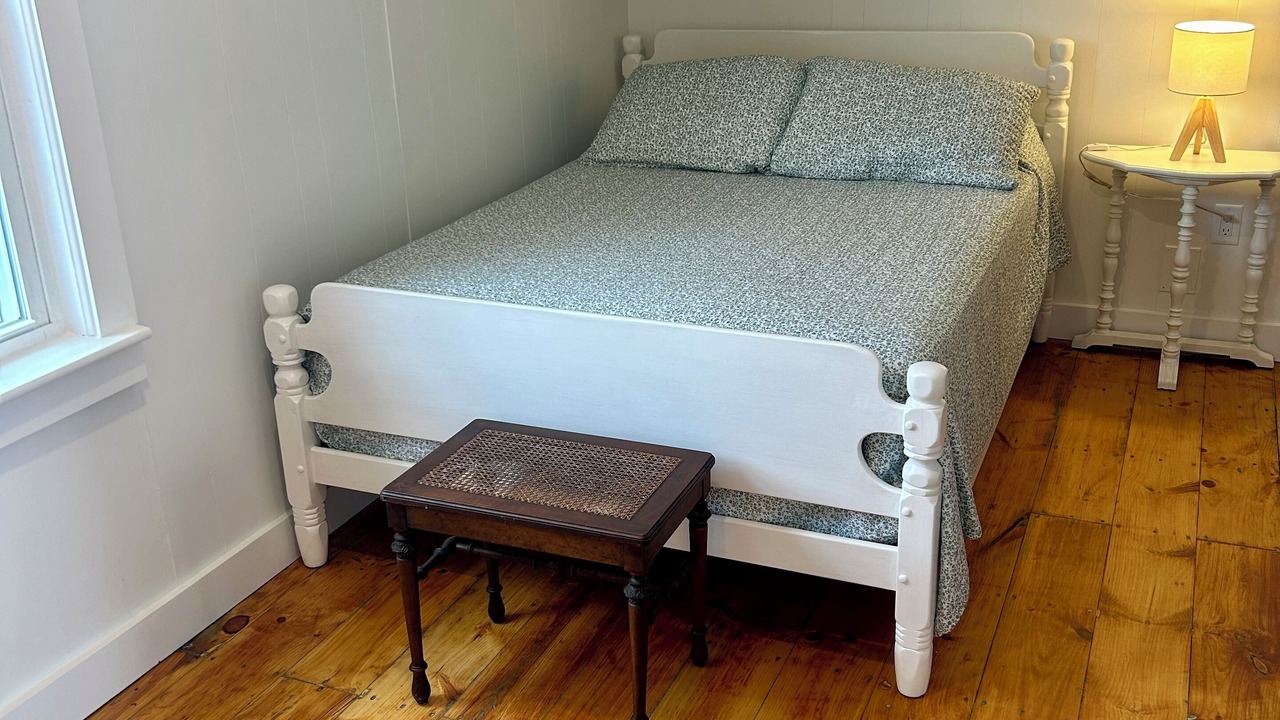 Photo of Bedroom in Green Harbor-Cedar Crest