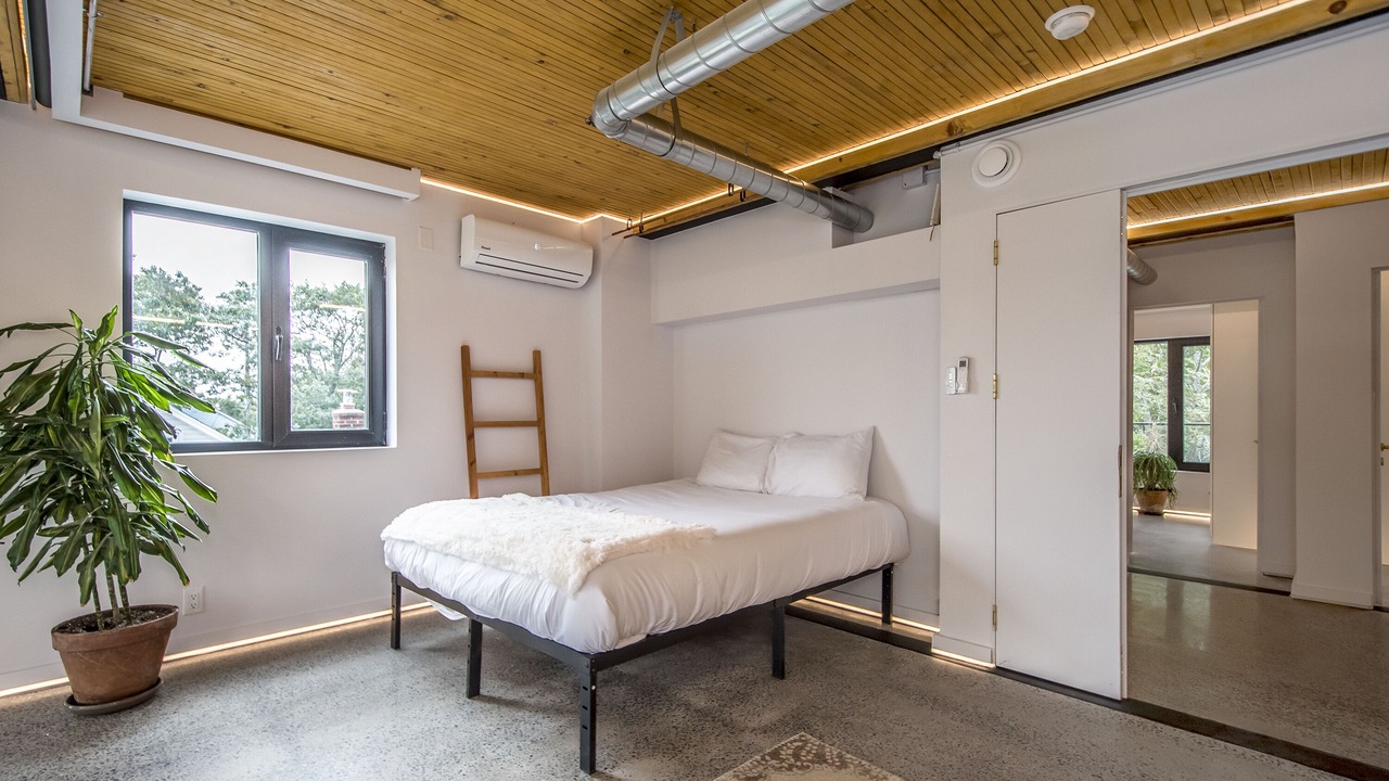 Photo of Bedroom in North End