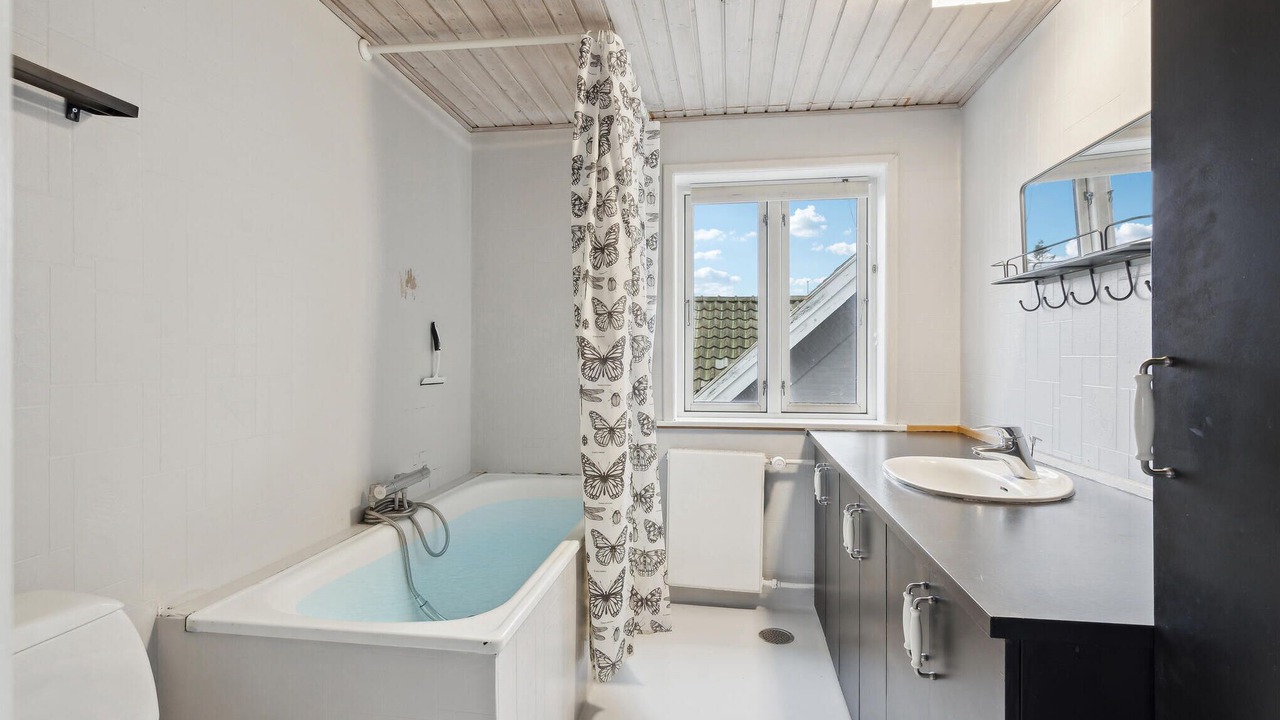 Photo of Bathroom in Horne