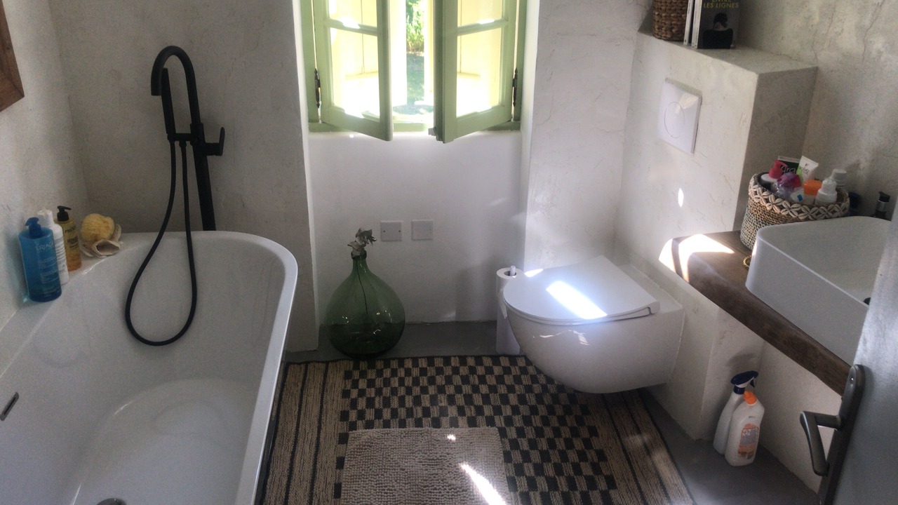 Photo of Bathroom in Limans