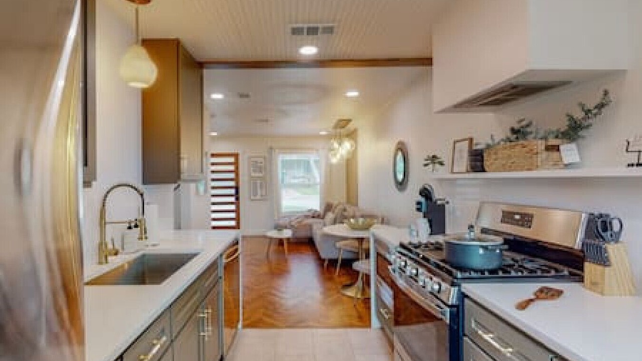 Photo of Kitchen in Central Arlington
