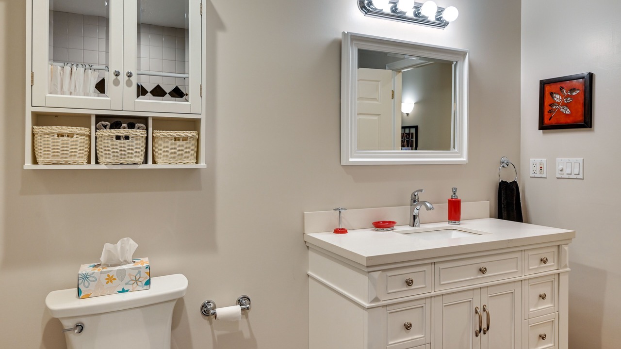 Photo of Bathroom in Killingworth